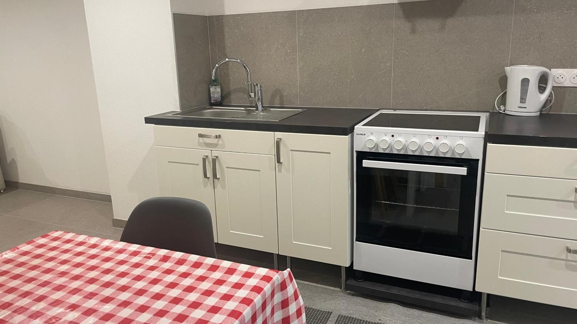 Appartement Bes,, F2 Renove Confort Avec Entree Independante Wittenheim Bagian luar foto
